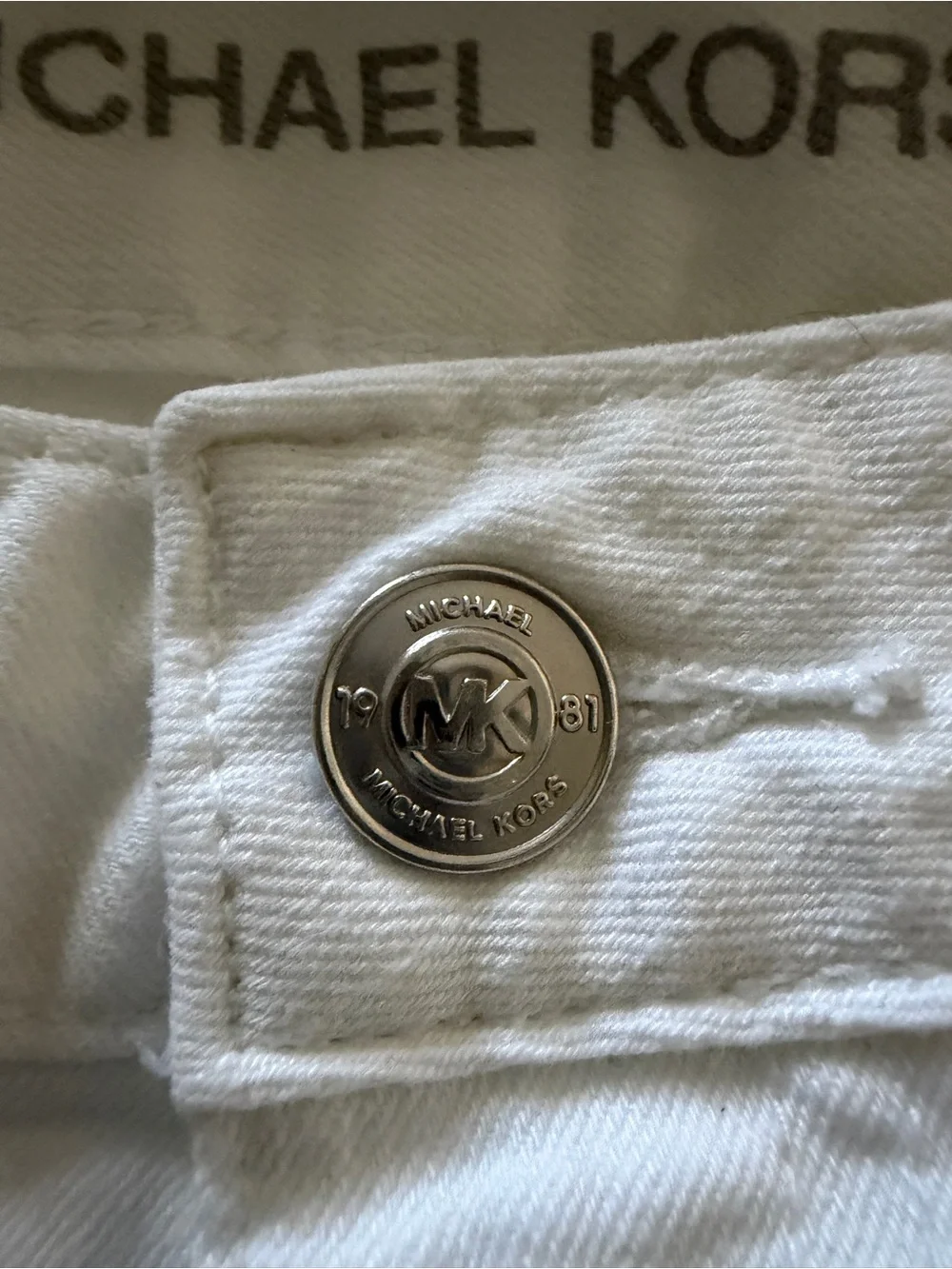 Michael Kors White Denim Jeans with Branded Back Pocket. Sz 16w